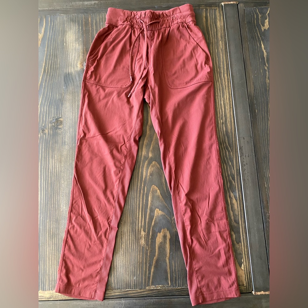 Lululemon pants